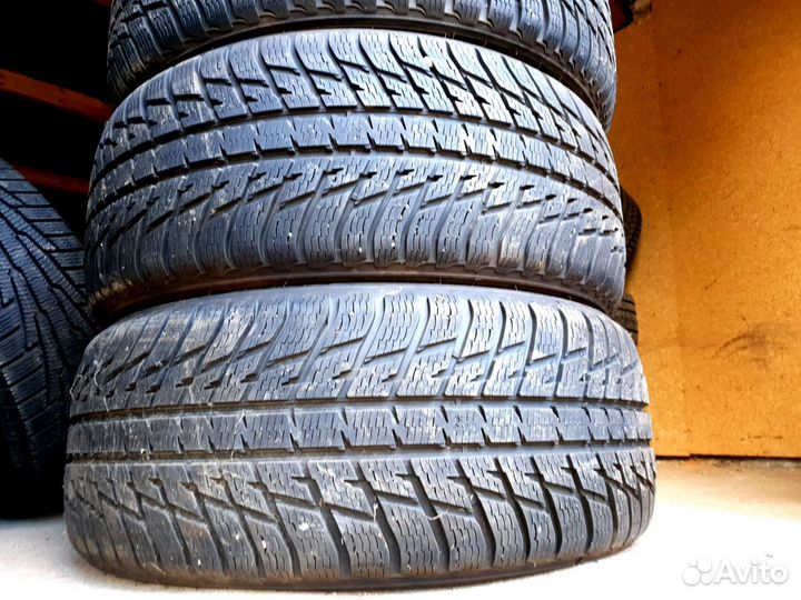 Nokian Tyres WR SUV 3 235/55 R19 107V