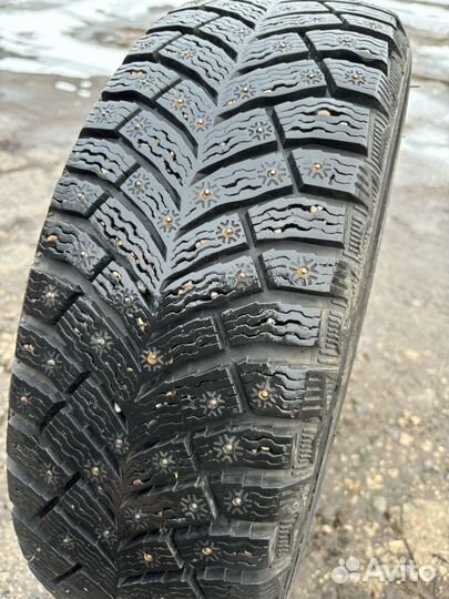 Michelin X-Ice North 4 185/65 R15 92T