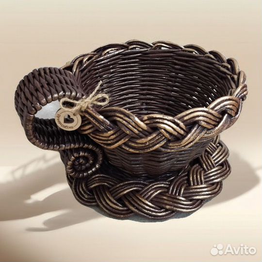 Корзина плетеная