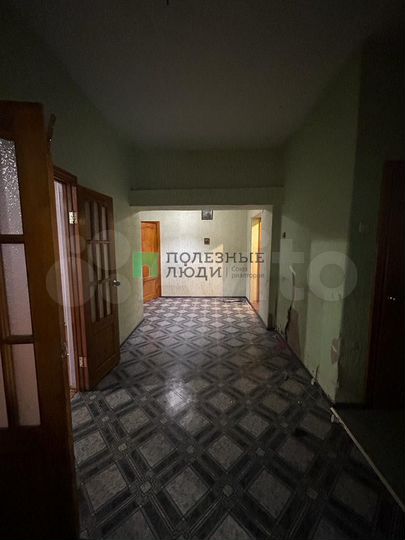 3-к. квартира, 101 м², 1/11 эт.