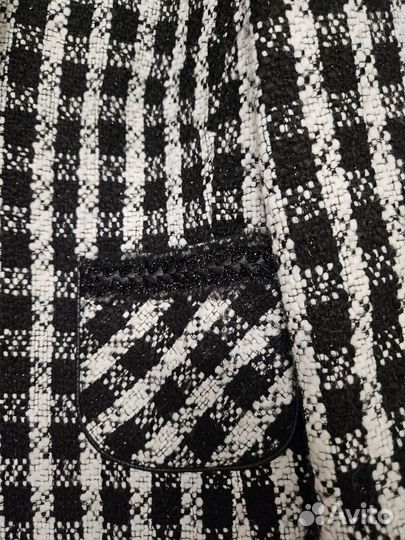 Жакет в стиле шанель