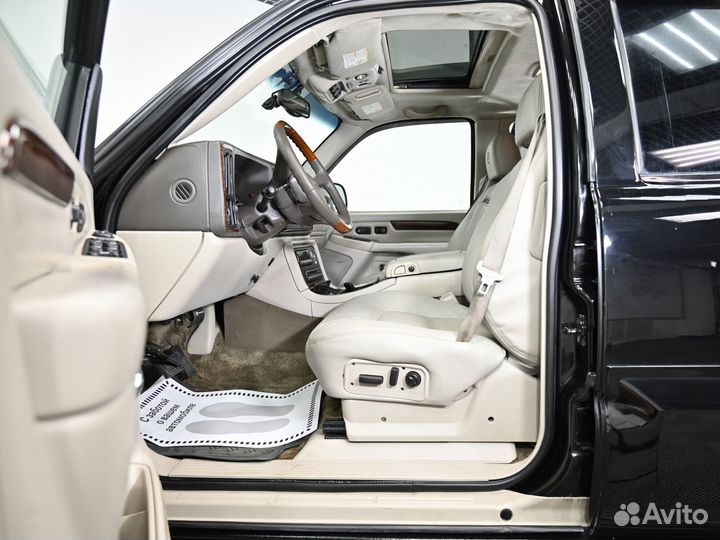 Cadillac Escalade AT, 2001, 222 000 км