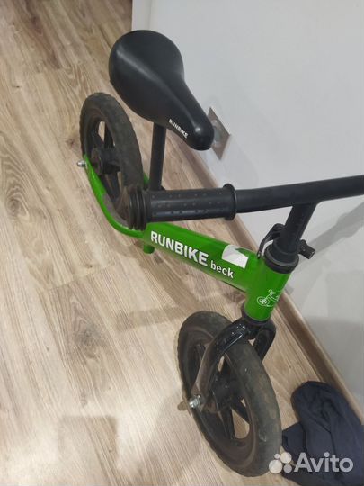 Беговел Runbike Beck