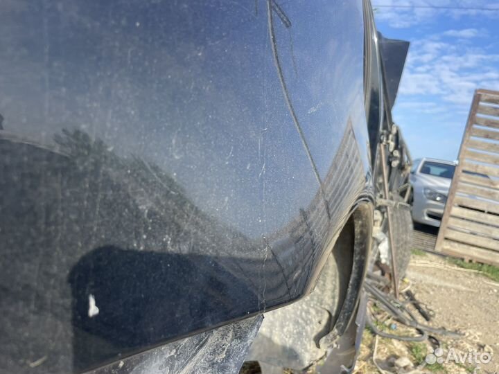 Задние крылья W163 Mercdes ML Левое Правое