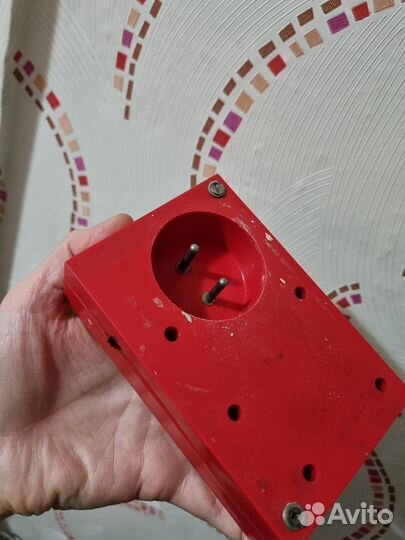 Радиоприёмник и громкоговоритель времён СССР