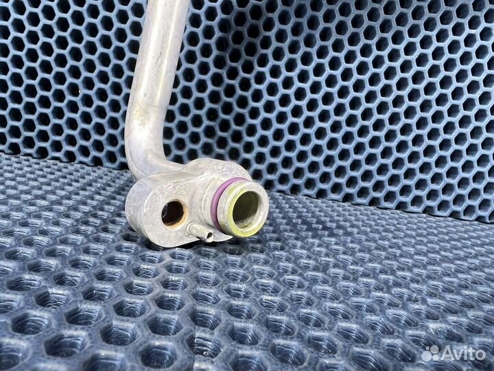 Трубка шланг кондиционера Audi Q7 4L 3.6 BHK