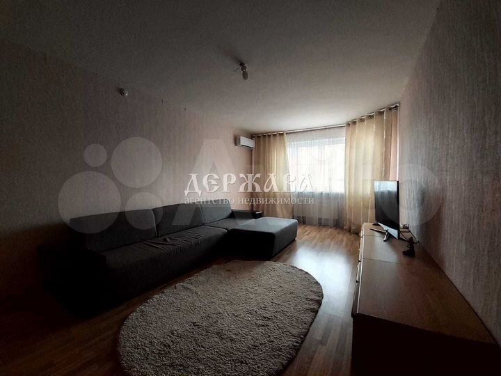 3-к. квартира, 100 м², 5/9 эт.