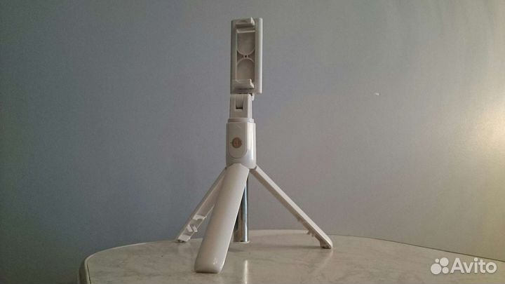 Селфи-палка с кнопкой Блютуз, Трипод