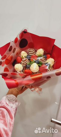 Букет из клубники в шоколаде