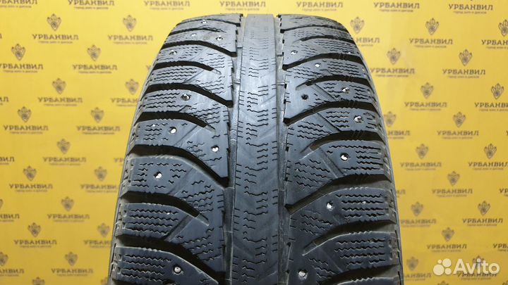 Bridgestone Ice Cruiser 7000 215/60 R17