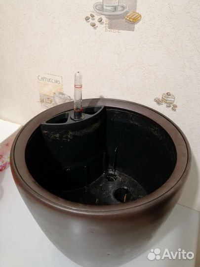 Кашпо с автополивом lechuza