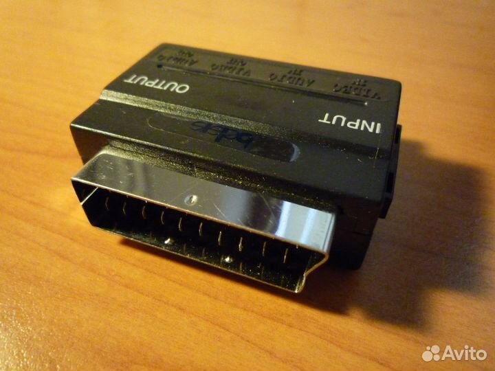 3 адаптера-переходника scart-4, scart-3, 2 RCA