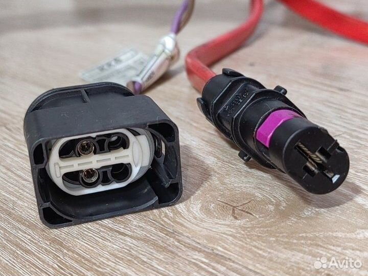 Клемма плюсовая Bmw 5 F10 N63B44 2011