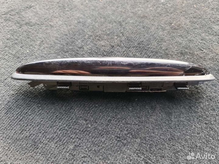 Дисплей заднего парктроника Mercedes CLA117