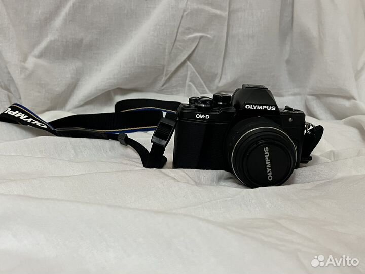 Фотоаппарат Olympus OM-D E-M10 Mark II