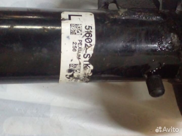 Амортизаторы передние на Acura RDX