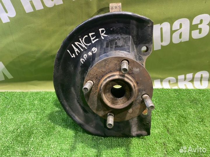 Кулак поворотный передний правый Mitsubishi Lancer