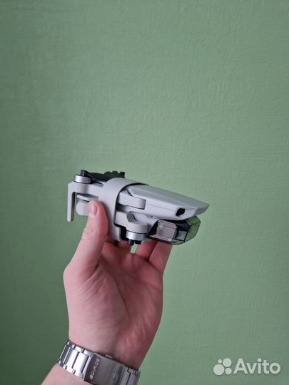 Квадрокоптер Dji mavic mini se