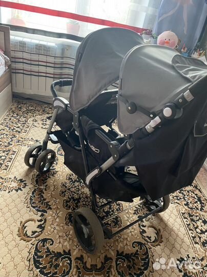 Коляска для двойни