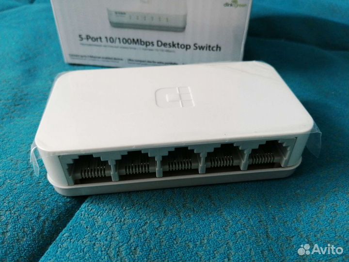 Коммутатор D-link des-1005c новый