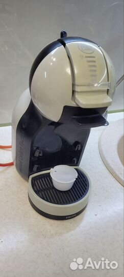 Капсульная кофемашина dolce gusto новая