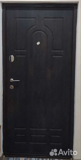 Дверь входная металлическая