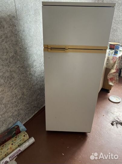 Холодильник на запчасти