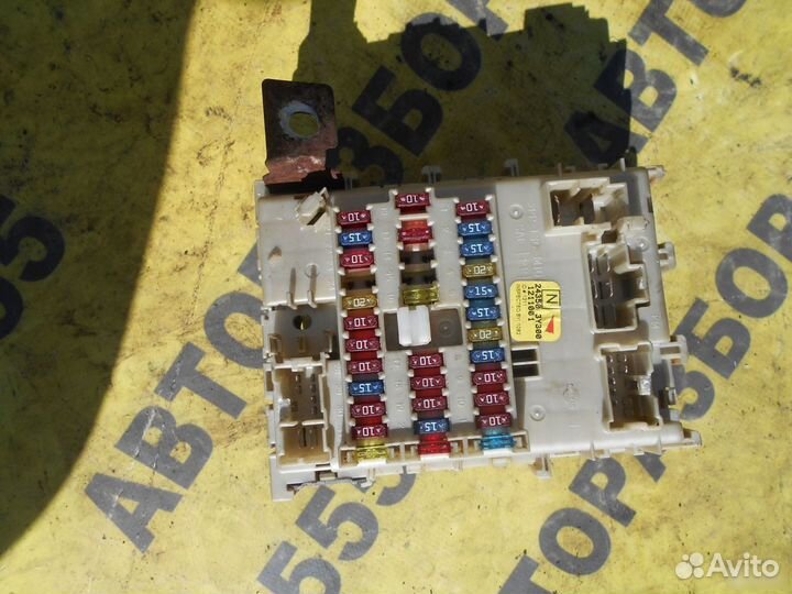 Блок предохранителей Nissan Maxima A33 2000-2005