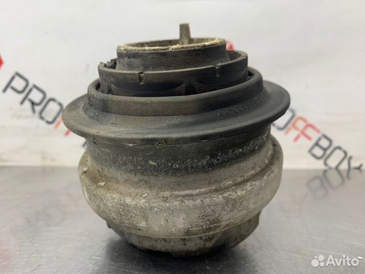 Подушка крепления двигателя правая Mercedes