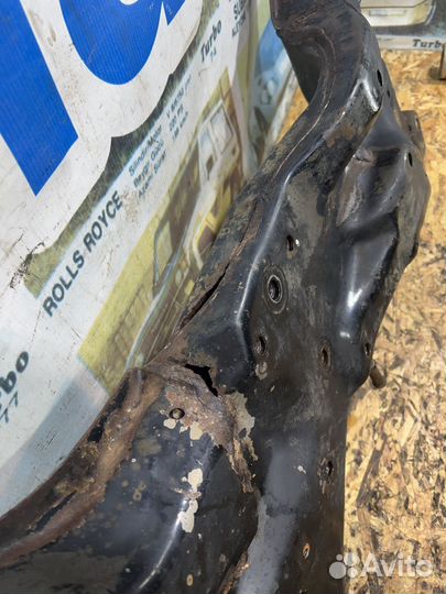 Подрамник Мицубиси Аутлендер CU 1