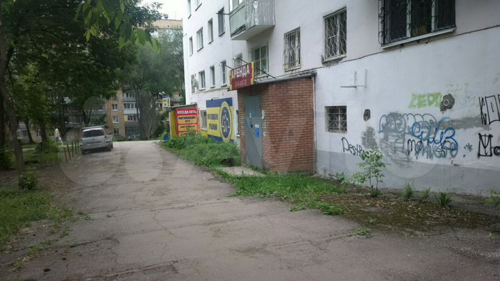 Помещение 60+82 кв м²