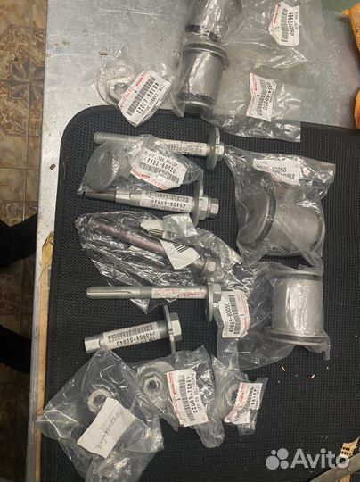 Саленблоки для тойота прадо 48655-60050