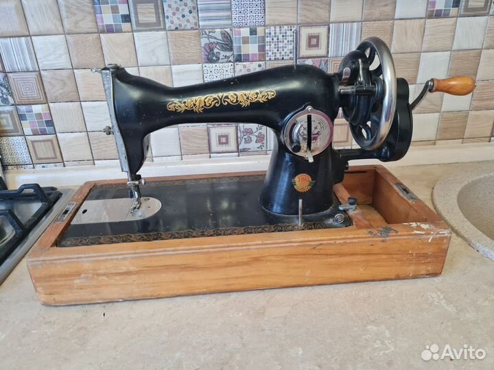 Швейная машинка