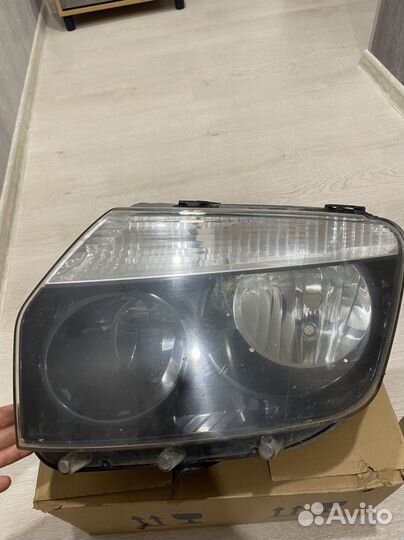 Фара Рено Дастер оригинал