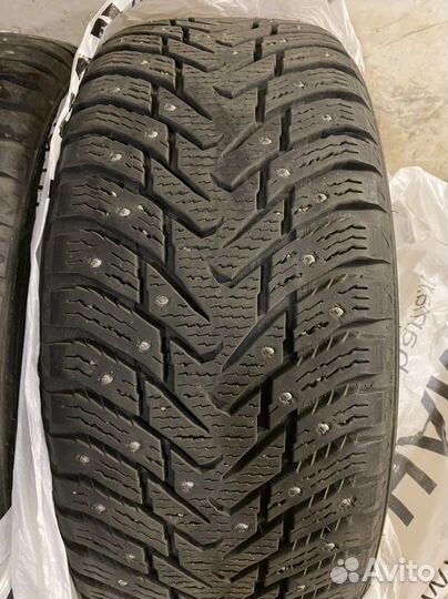 Nokian Tyres Hakkapeliitta 8 SUV 235/55 R17 103T