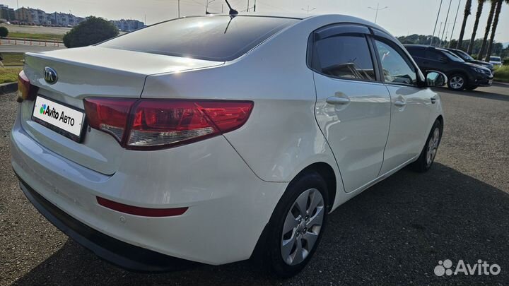 Kia Rio 1.6 AT, 2015, 195 000 км