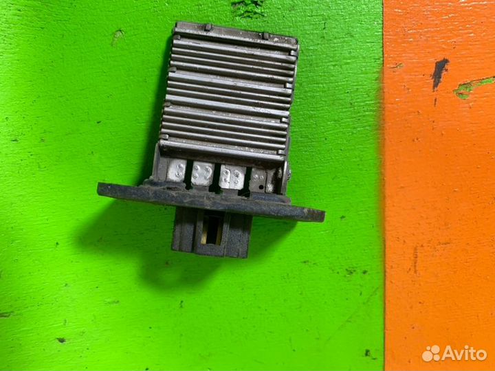 Резистор отопителя Kia Spectra S6D 2008