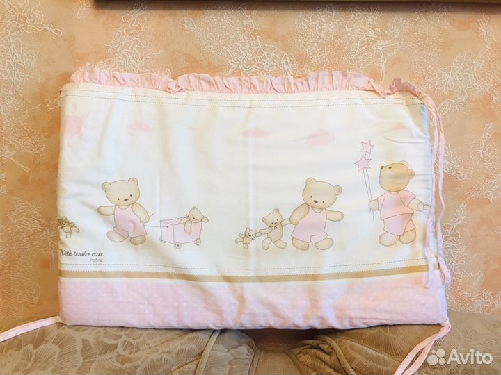 Мягкие бортики в кроватку для девочки