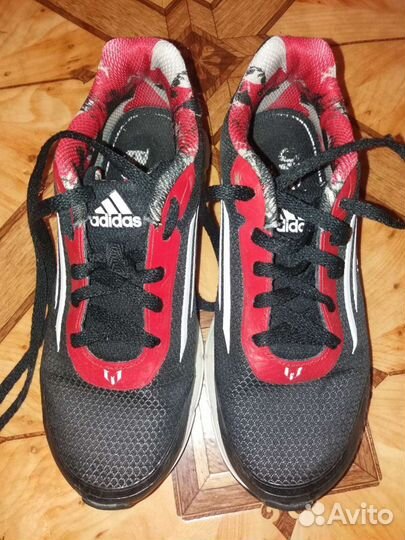 Кроссовки адидас 34 размер