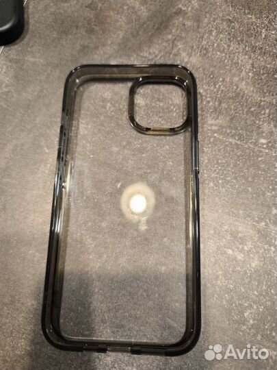 Чехол для iPhone 13