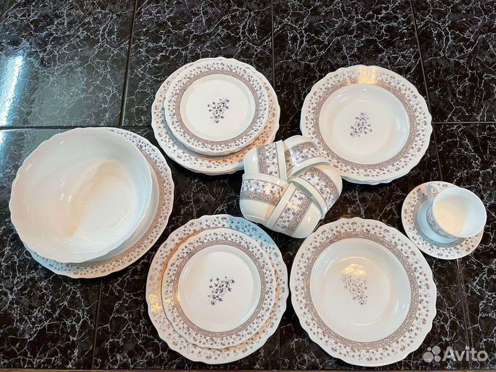 Чайно столовый сервиз, Испания