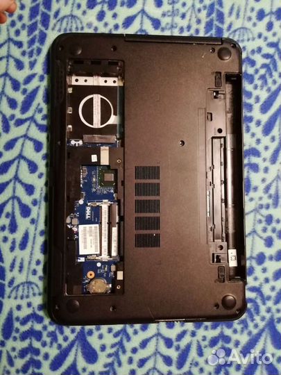Dell inspiron 3521
