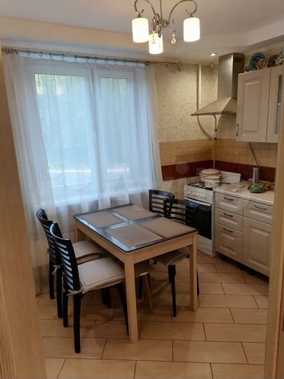 1-к. квартира, 38 м², 1/9 эт.