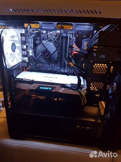 Сборщик персональных компьютеров