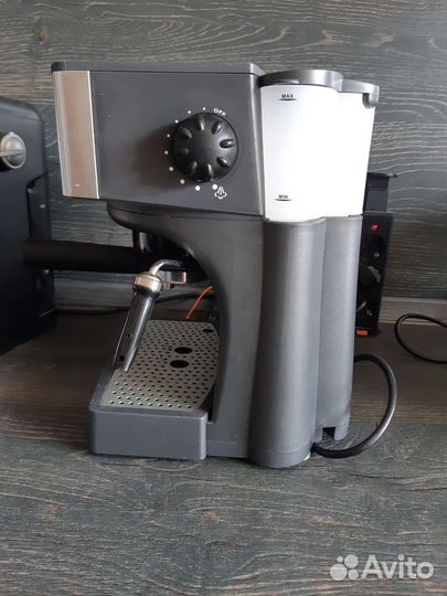 Кофеварка redmond RCM-1503