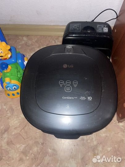 Робот пылесос lg