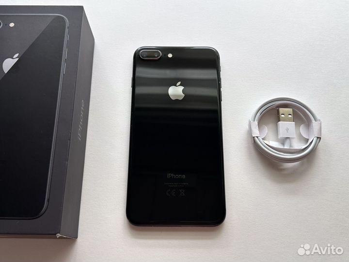 iPhone 8 Plus, 64 ГБ