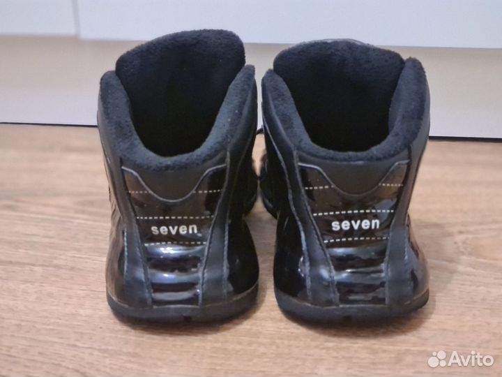 Кроссовки утеплённые для девочки, 35