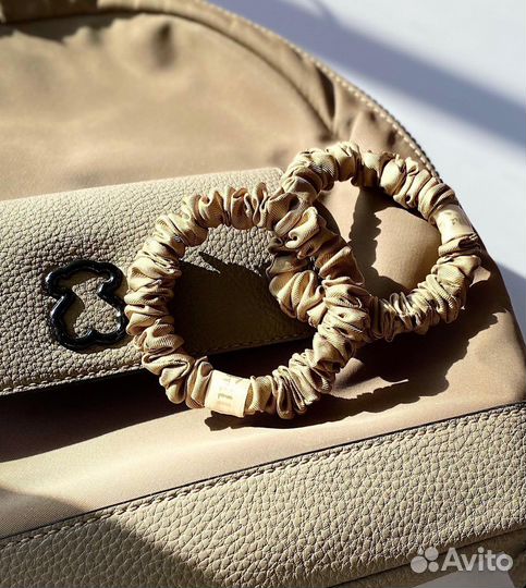 Шелковая резинка для волос