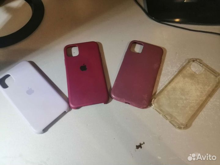 Чехол на iPhone 11, оригинал